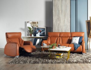 Sho Motorised Leather Recliner Sofa with High Backrest and Touch Sensors Sho Motorised Leather Recliner Sofa with High Backrest and Touch Sensors