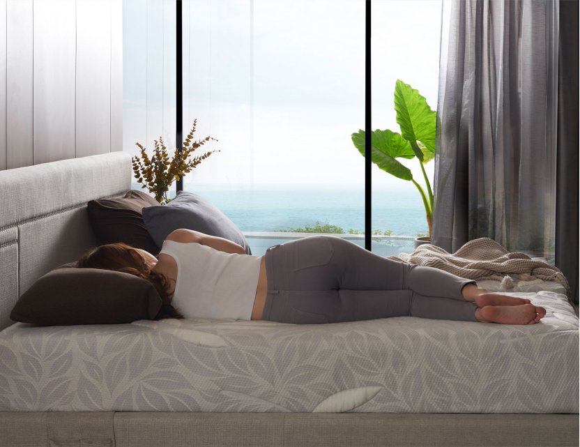 Float Adjustable Bed with Natura Mattress and USB Ports