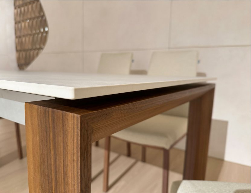 Carment Sintered Stone Top Extendable Dining Table