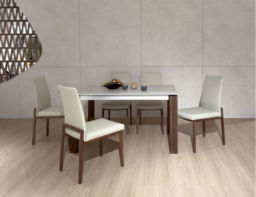 Carment Sintered Stone Top Extendable Dining Table