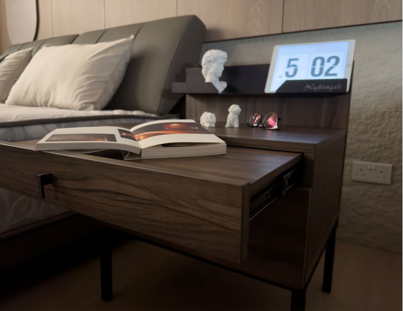 Nero Side Table